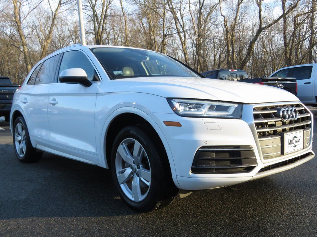 Used 2018 Audi Q5 2.0T Premium Plus w/ Premium Plus Package image 3