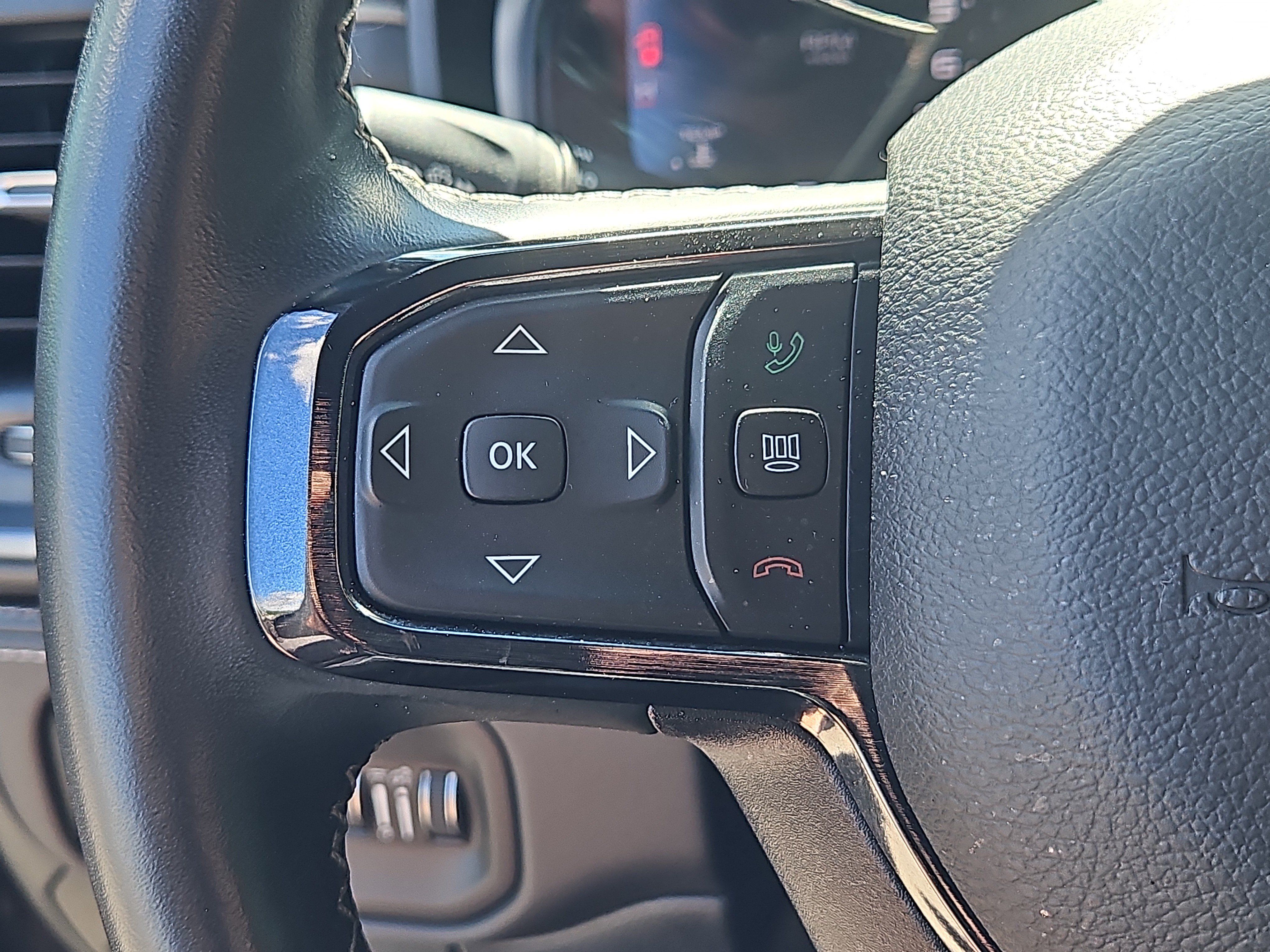 Used 2023 RAM 1500 Limited AWD/4WD image 22