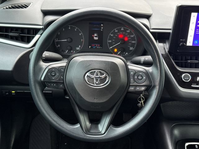 Used 2025 Toyota Corolla LE FWD image 13