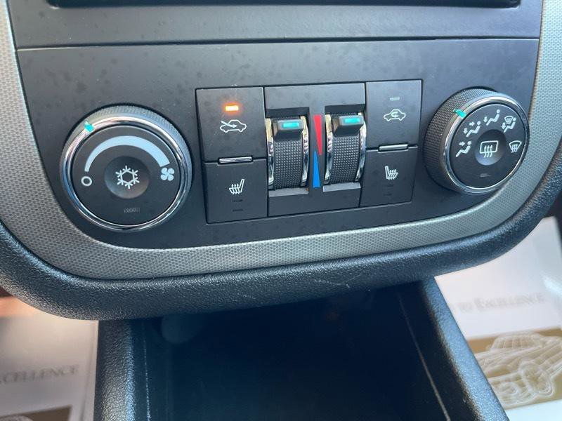 Used 2008 Chevrolet Impala SS w/ Convenience Package FWD image 33