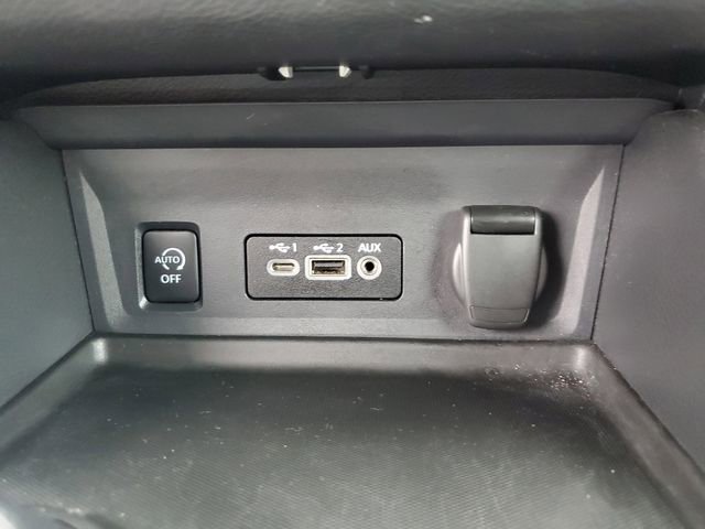 Used 2025 Nissan Sentra SV image 21