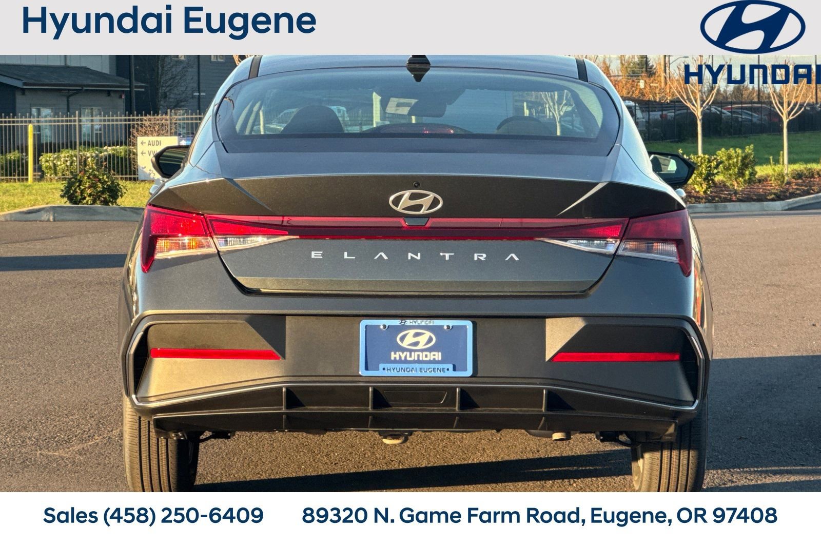Used 2026 Hyundai Elantra SE FWD image 4