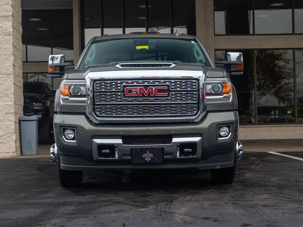 Used 2018 GMC Sierra 3500 Denali w/ Duramax Plus Package image 12