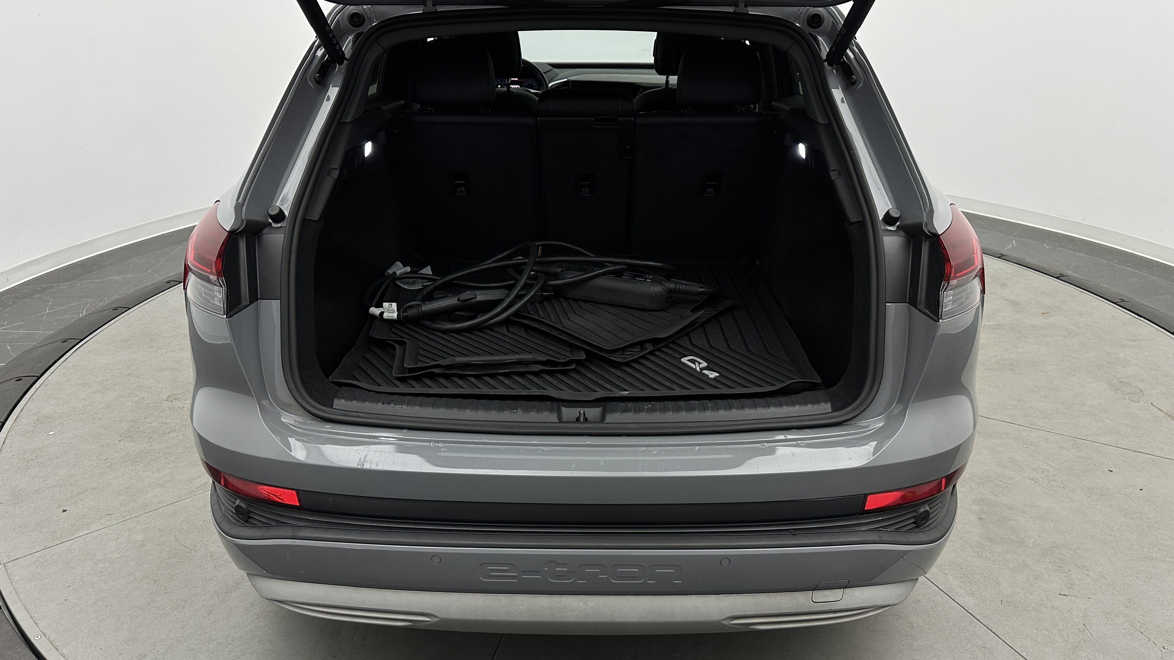 Used 2023 Audi Q4 e-tron Premium Plus RWD image 34