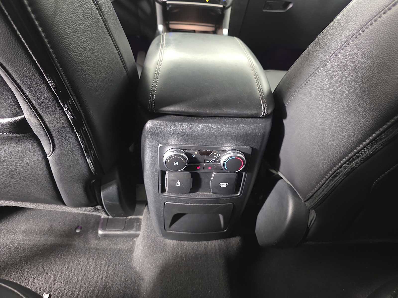 Used 2022 Ford Explorer Limited w/ Equipment Group 301A image 30