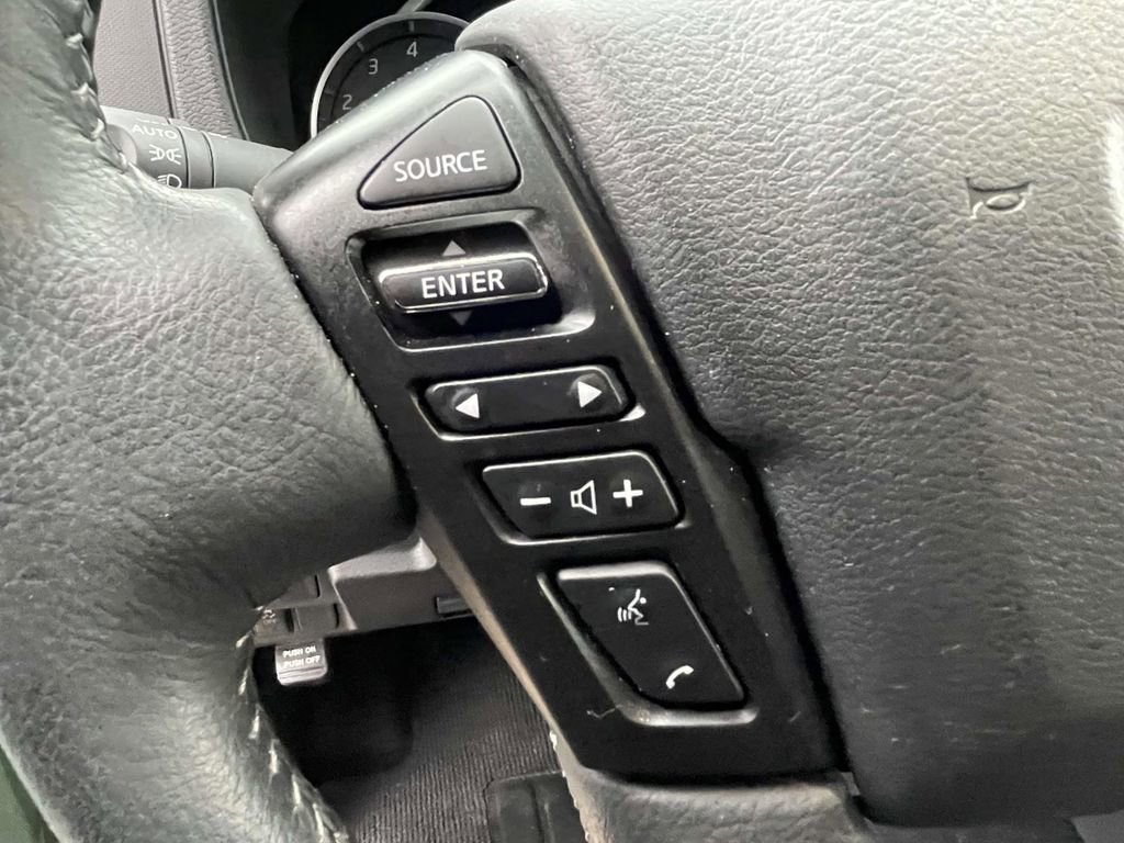 Used 2024 Nissan Frontier SL w/ Technology Package image 21