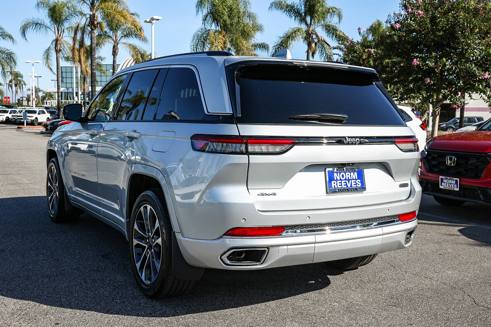 Used 2022 Jeep Grand Cherokee Overland image 8