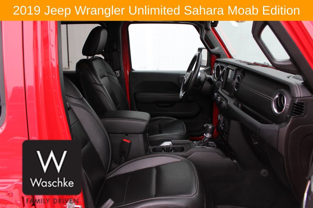 Used 2019 Jeep Wrangler Unlimited Sahara w/ Quick Order Package 24M Moab image 22