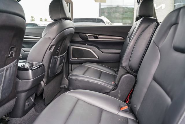 Certified 2024 Kia Telluride S w/ S Sunroof Package image 19