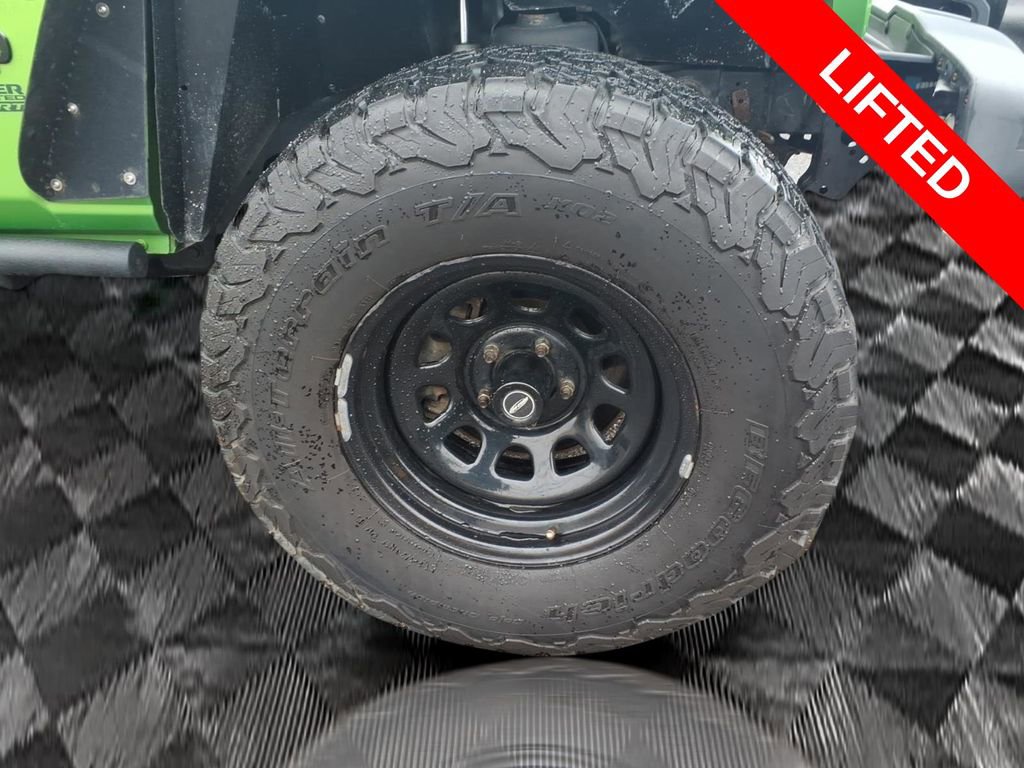 Used 2018 Jeep Wrangler Unlimited Sport image 7