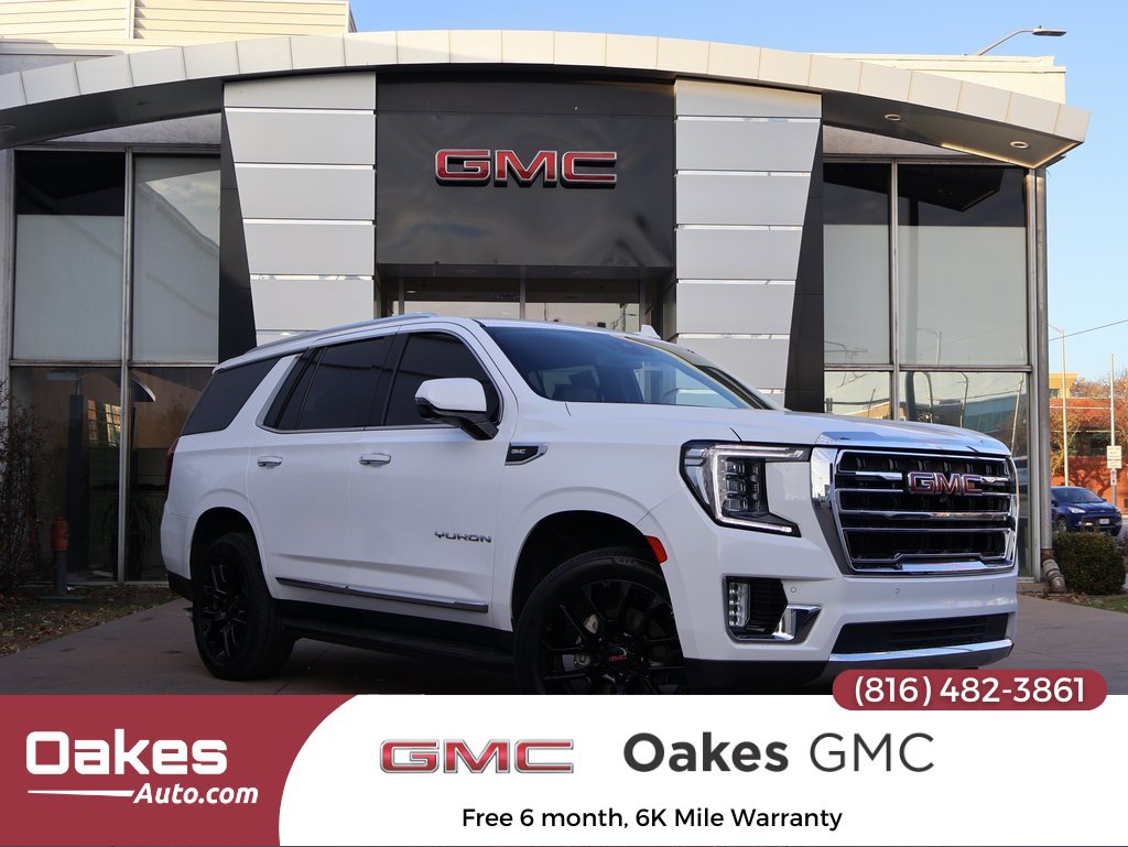 Used 2022 GMC Yukon SLT w/ SLT Luxury Package image 1