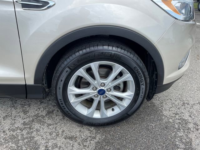 Used 2017 Ford Escape SE w/ SE Leather Comfort Package image 38