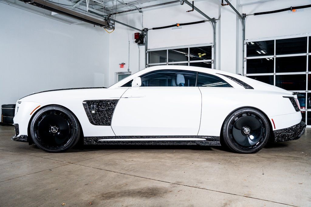 Used 2024 Rolls-Royce Spectre w/ Spectre Launch Package image 10