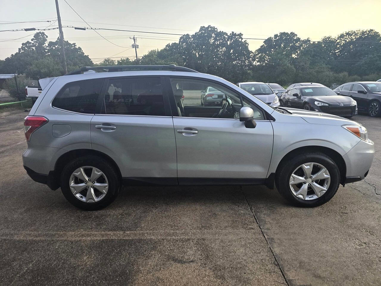 Used 2016 Subaru Forester 2.5i Limited image 17