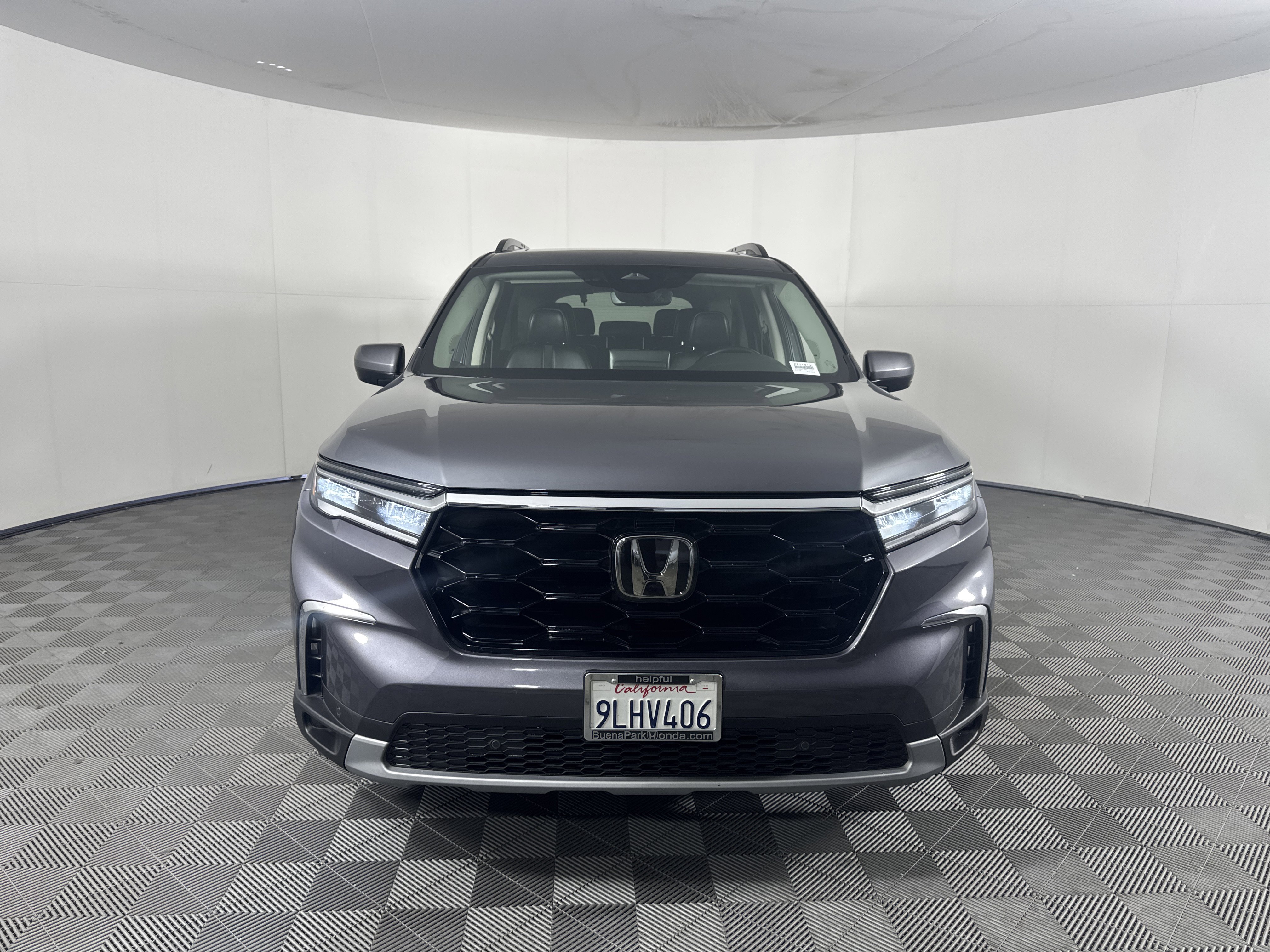 Certified 2024 Honda Pilot Touring image 8
