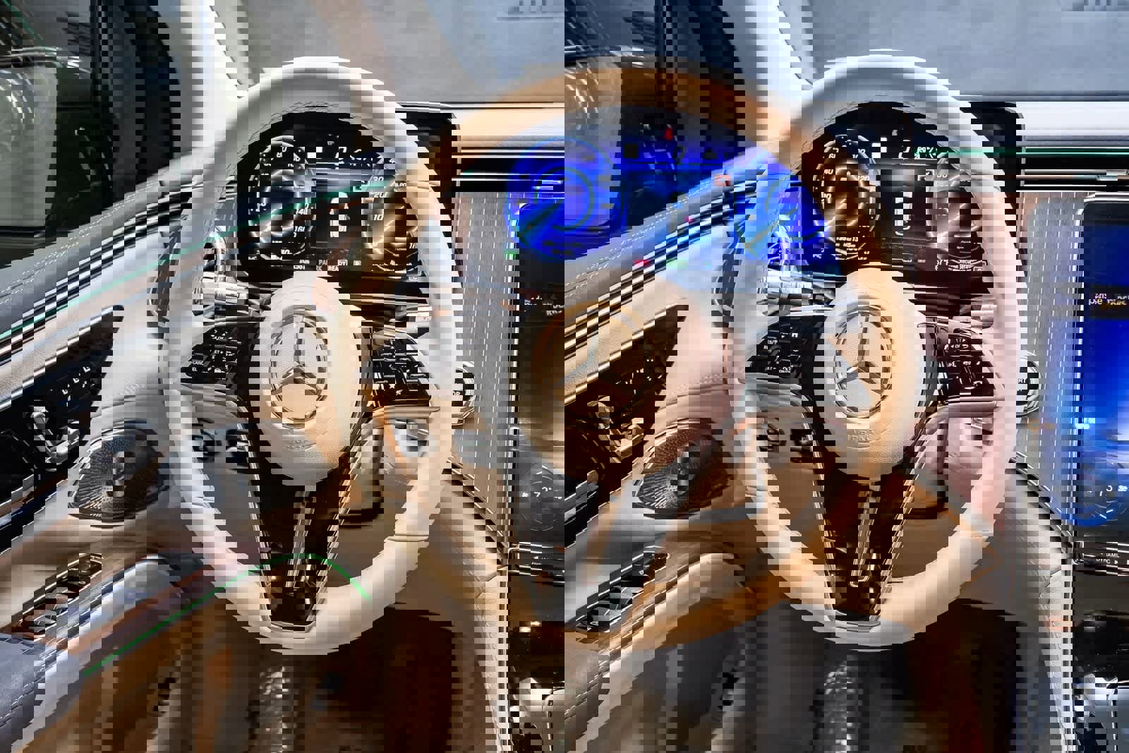 Certified 2023 Mercedes-Benz EQS 450+ 4MATIC SUV image 16