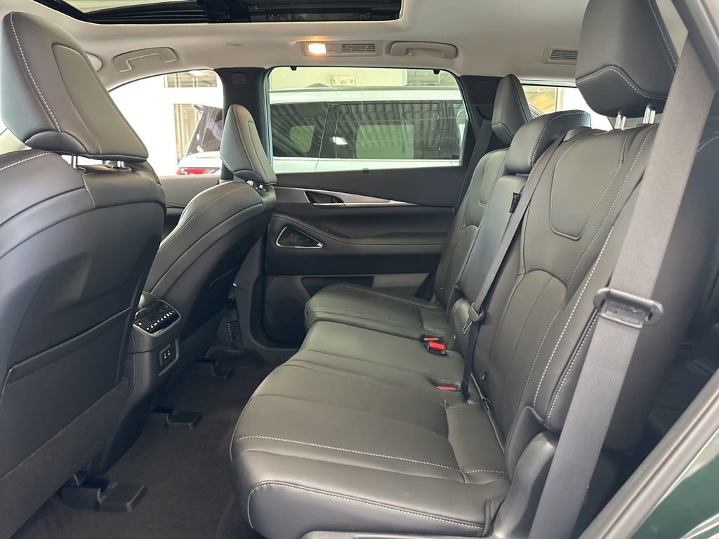 New 2026 INFINITI QX60 Luxe w/ Cargo Package AWD/4WD image 31