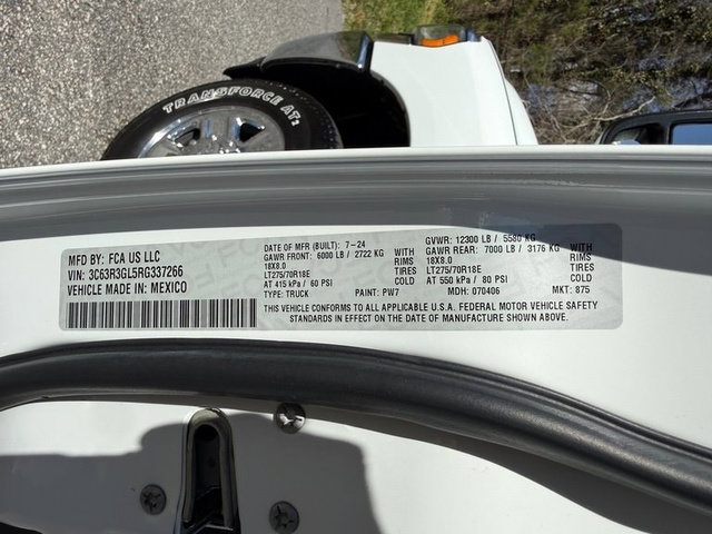 Used 2024 RAM 3500 Tradesman image 28