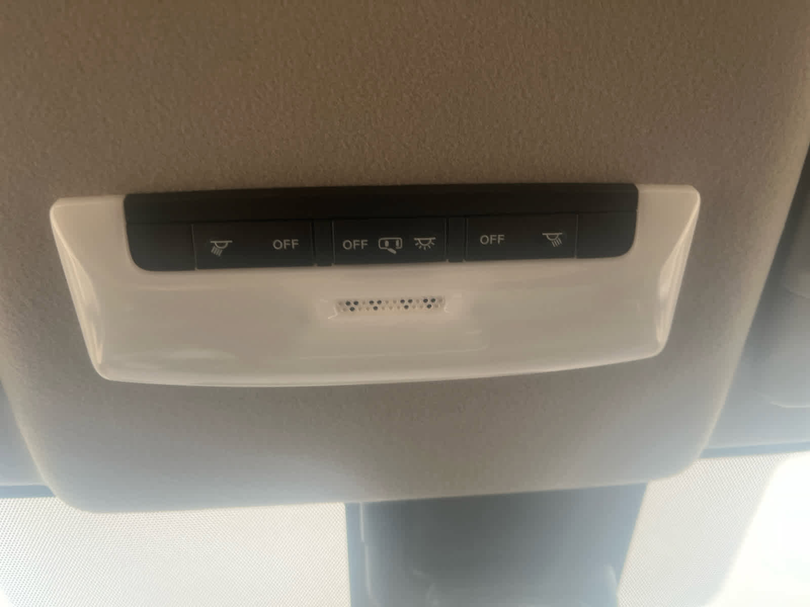 Used 2025 Nissan Versa S image 23