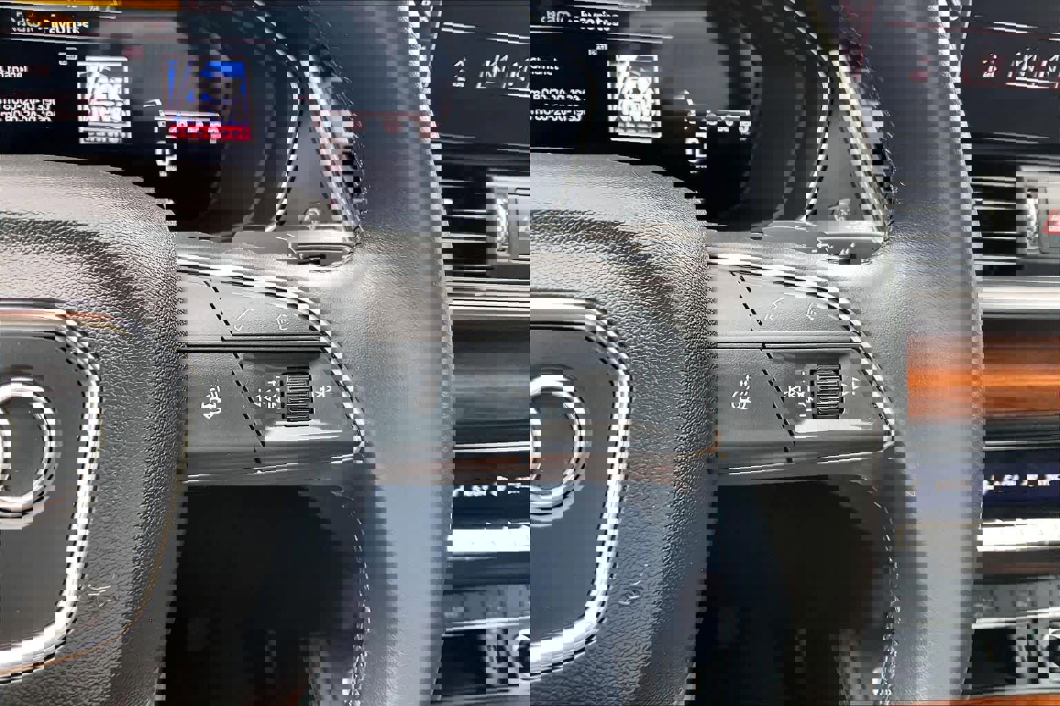 Used 2021 Audi Q5 Premium Plus image 24