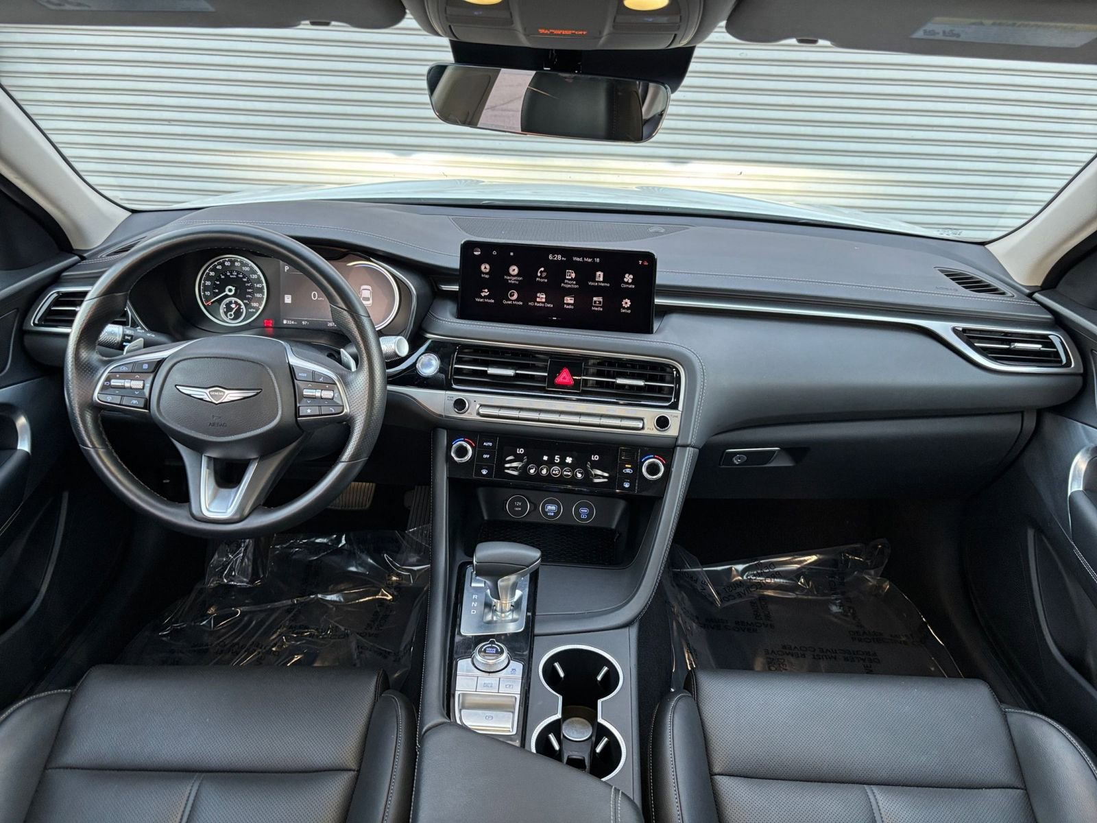 Used 2025 Genesis G70 2.5T image 35