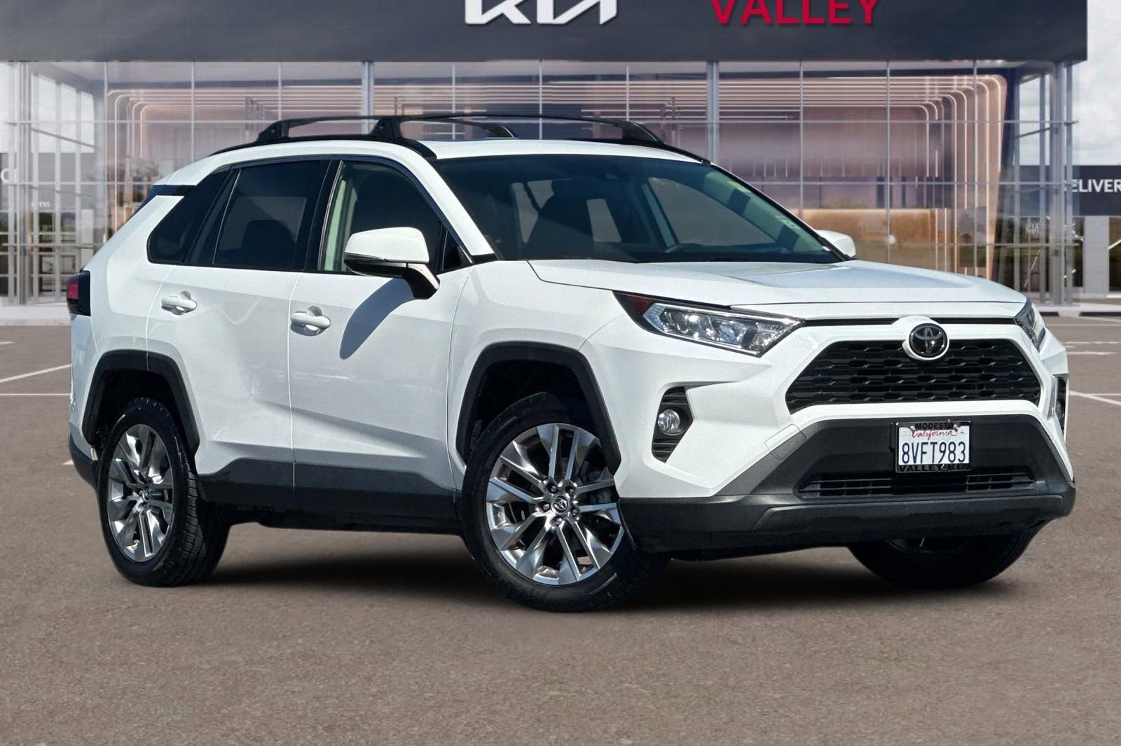 Used 2019 Toyota RAV4 XLE Premium w/ Cold Weather Package AWD/4WD image 2