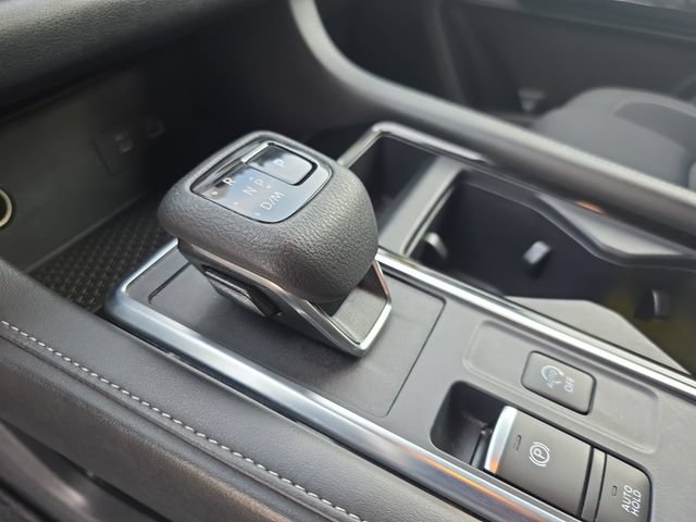Used 2024 Nissan Pathfinder SV AWD/4WD image 27