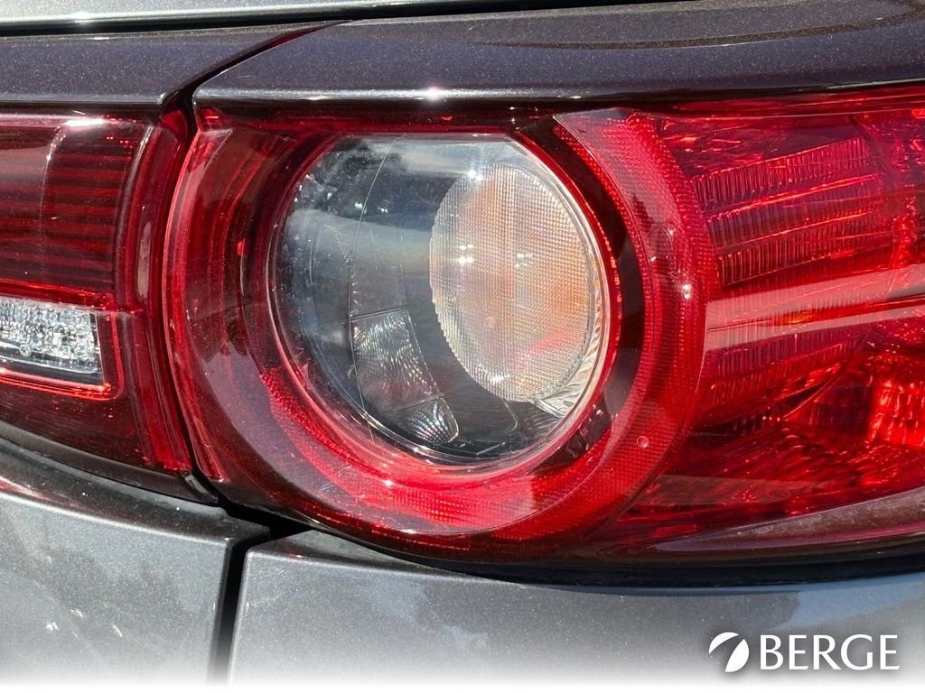 Used 2018 MAZDA CX-5 Touring w/ Preferred Equipment Package FWD image 12