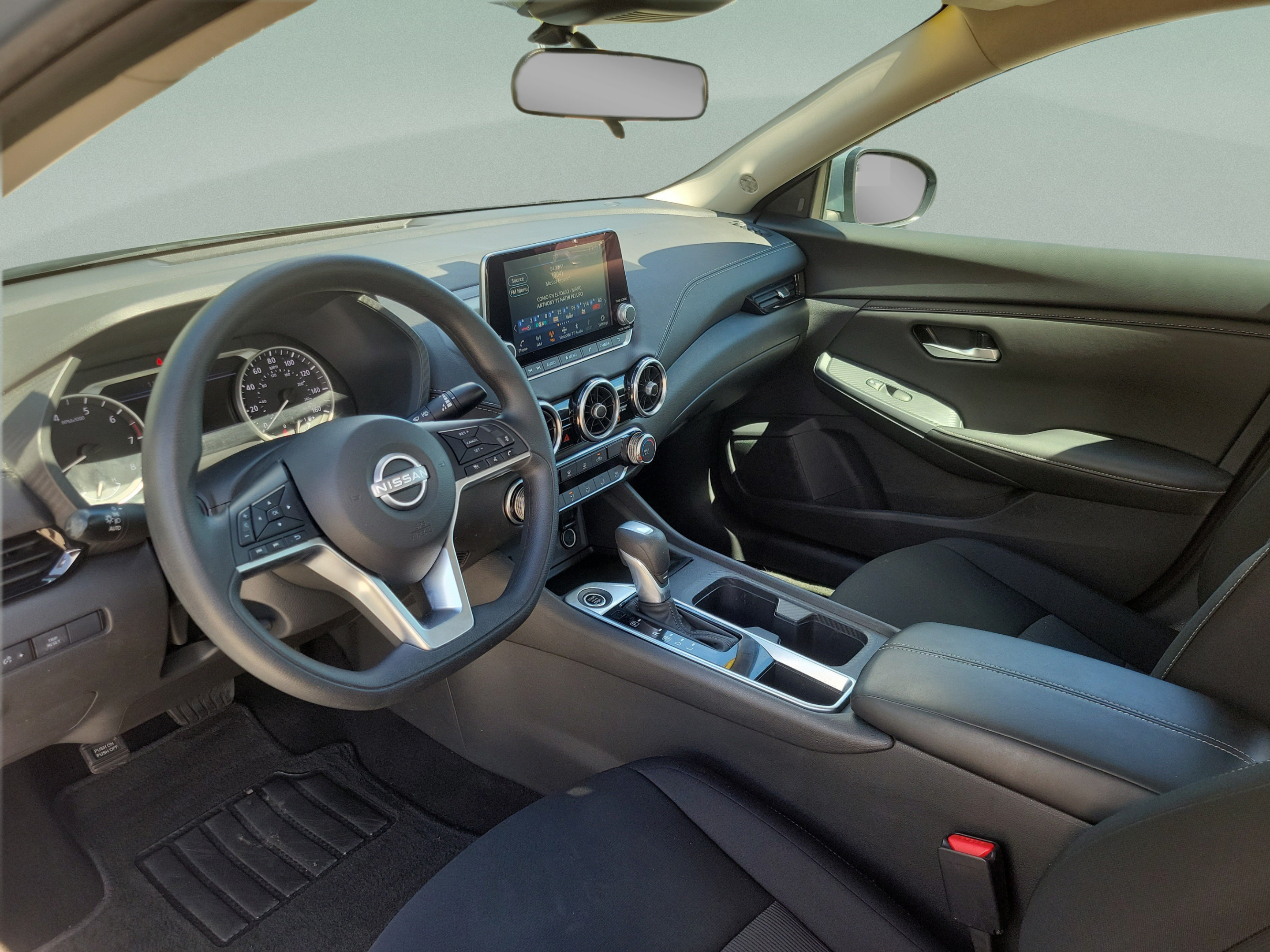 Used 2025 Nissan Sentra SV FWD image 18
