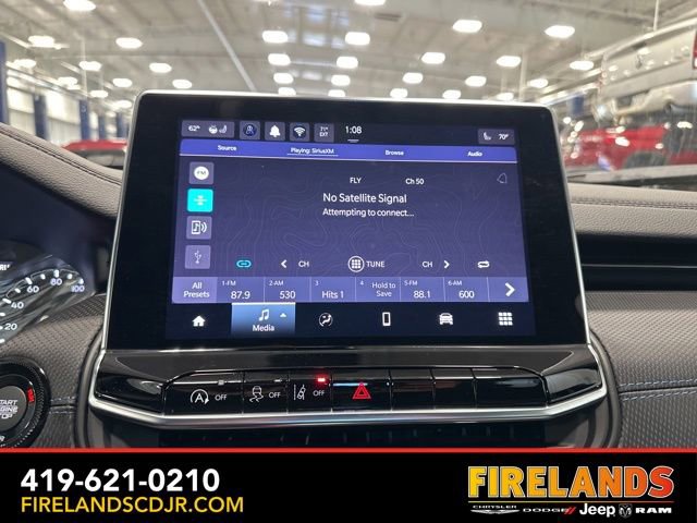 New 2025 Jeep Compass Latitude w/ Sun & Sound Group image 21