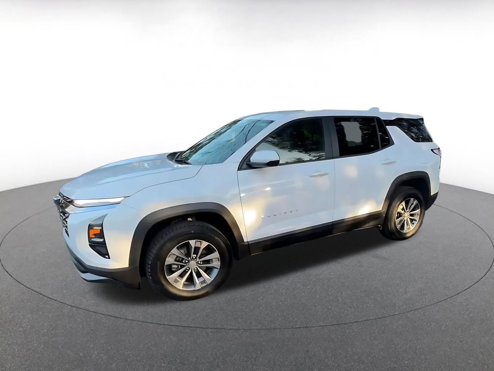 Used 2025 Chevrolet Equinox LT image 8