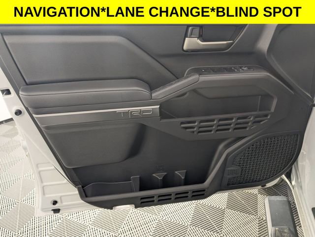 Used 2024 Toyota Tacoma TRD Sport w/ TRD Sport Upgrade Package image 9