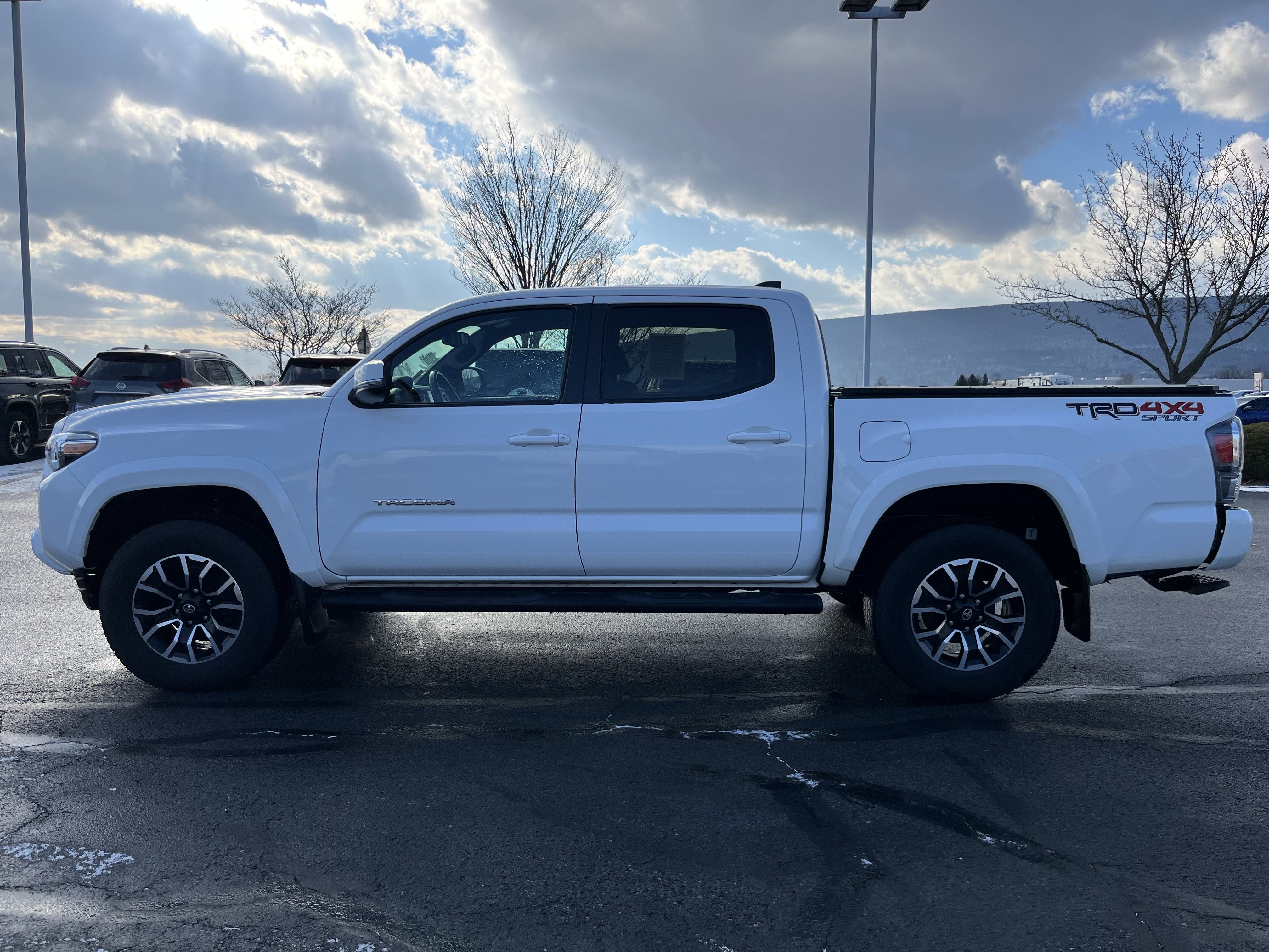 Used 2023 Toyota Tacoma TRD Sport image 7