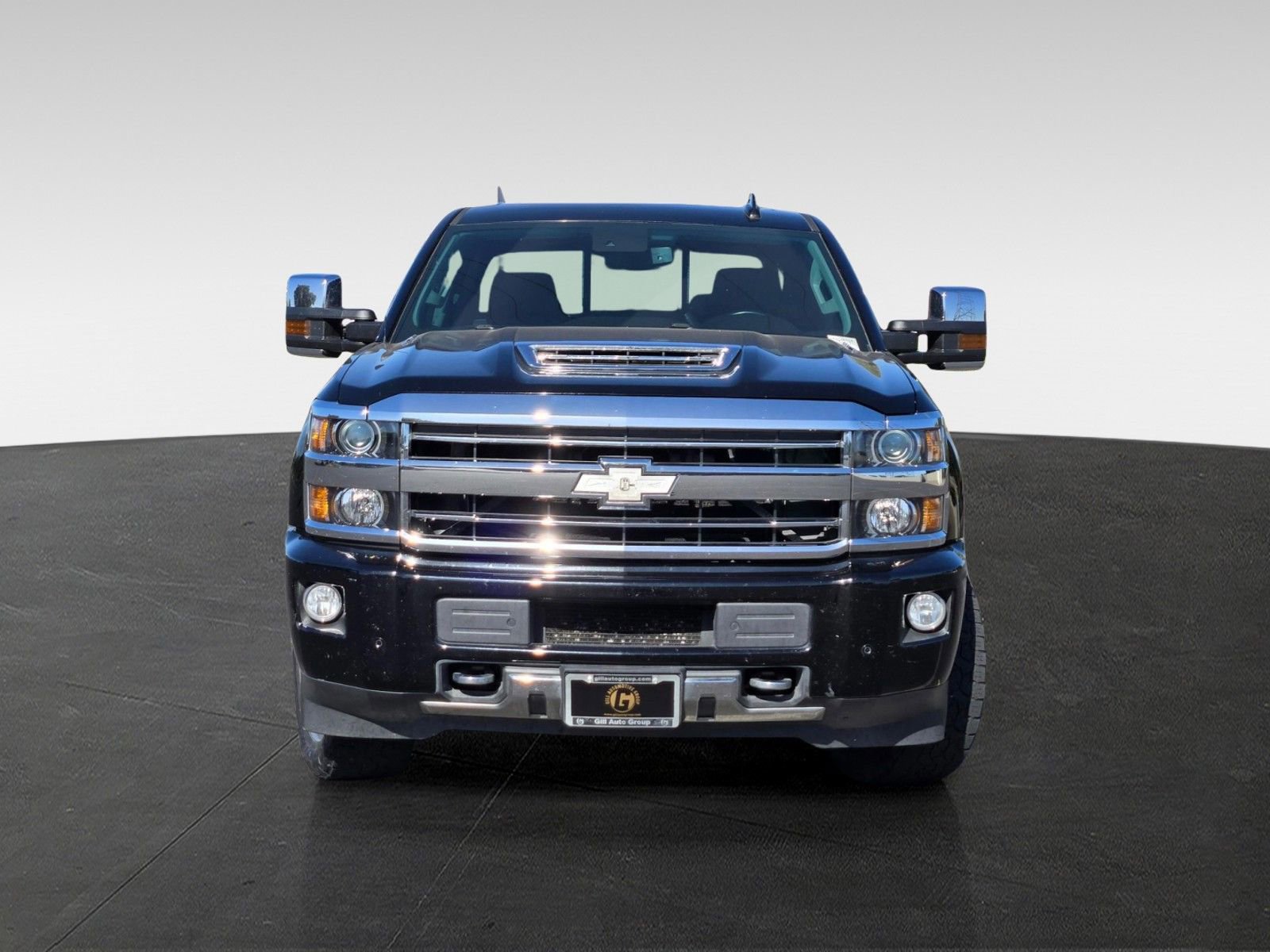 Used 2019 Chevrolet Silverado 2500 High Country w/ Duramax Plus Package image 2