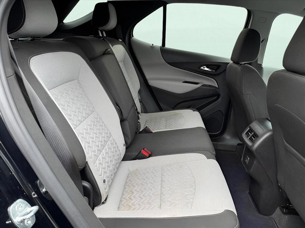Used 2023 Chevrolet Equinox LS w/ LS Convenience Package image 14