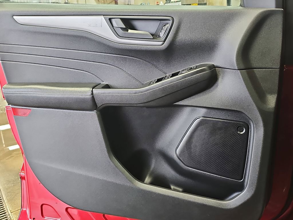 Used 2023 Ford Escape Active image 26