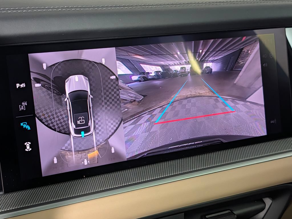 New 2026 Porsche Cayenne Coupe AWD/4WD image 31