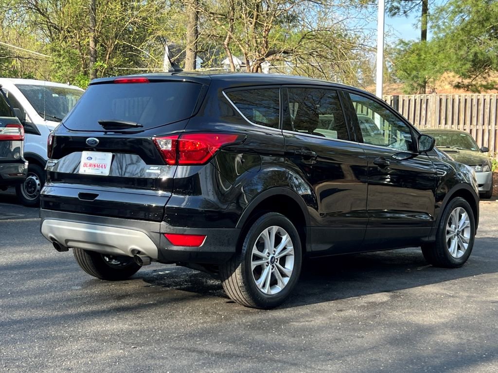Certified 2019 Ford Escape SE FWD image 7