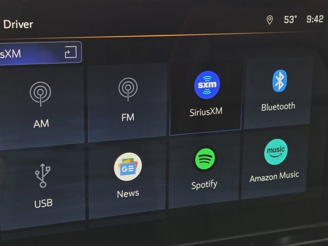 Used 2025 Chevrolet Equinox RS w/ Safety and Technology Package FWD image 5