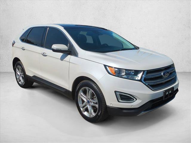 Used 2015 Ford Edge Titanium w/ Equipment Group 302A FWD image 3