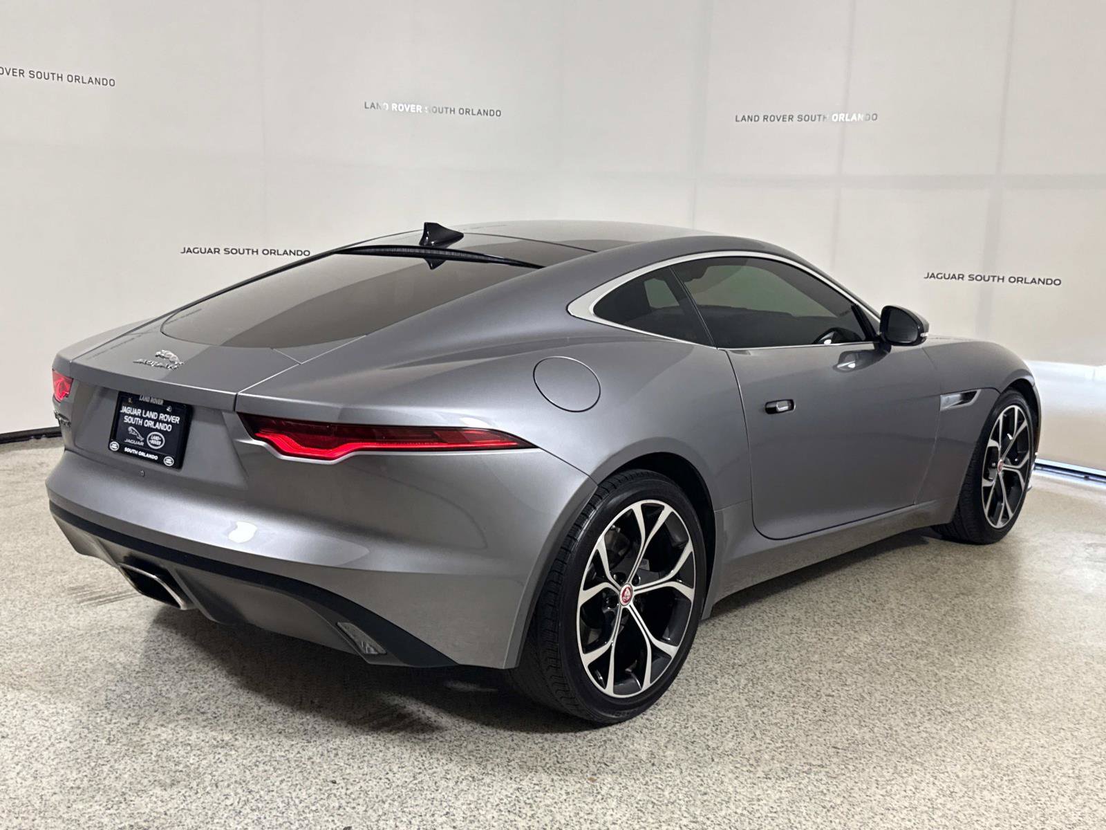 Certified 2021 Jaguar F-TYPE Coupe RWD image 5