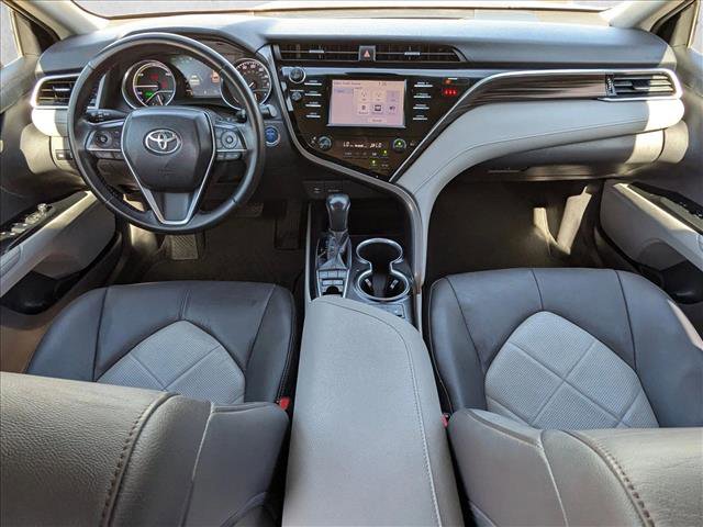 Used 2018 Toyota Camry XLE image 20