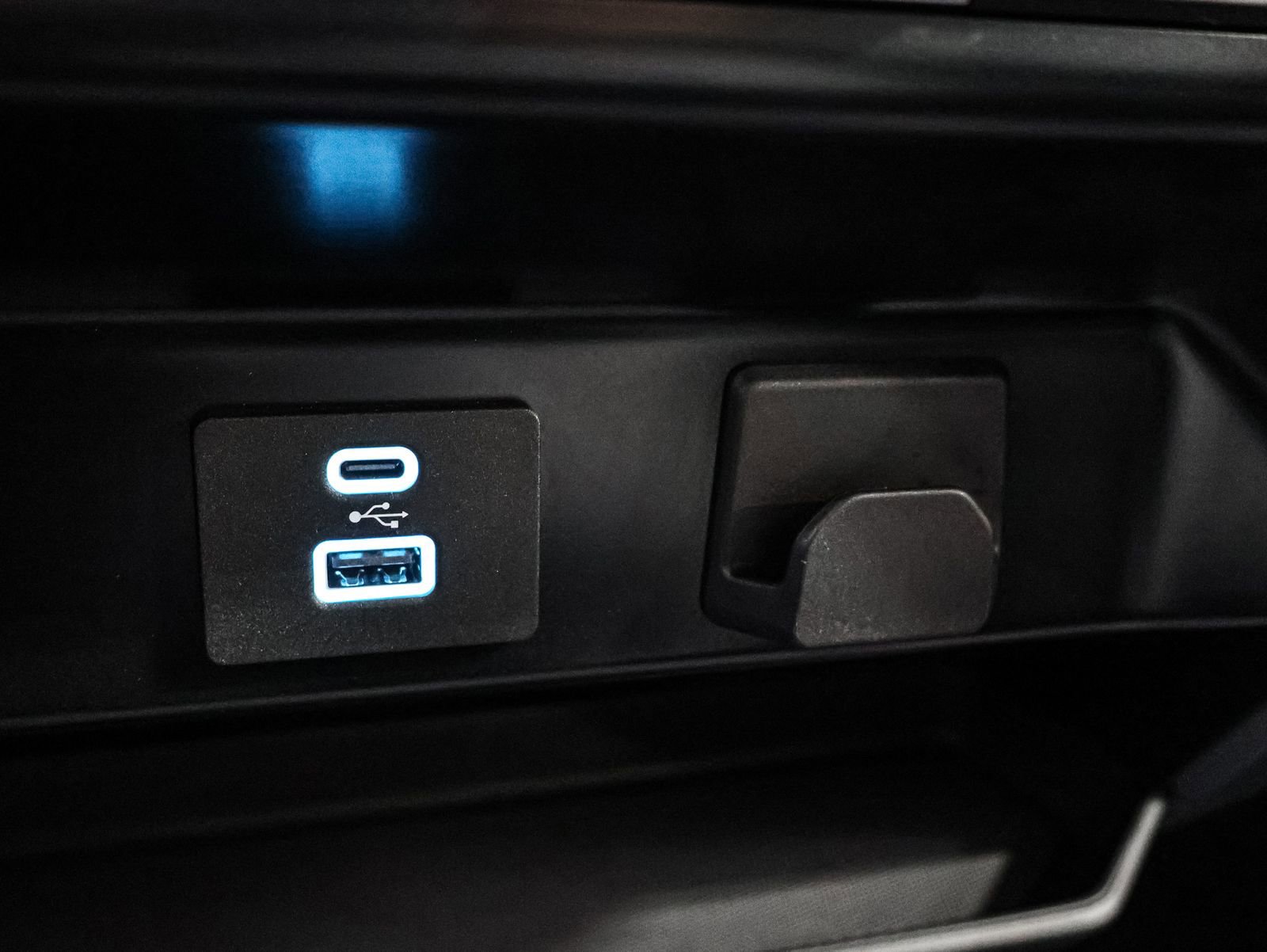 Certified 2024 Ford F150 XLT image 30