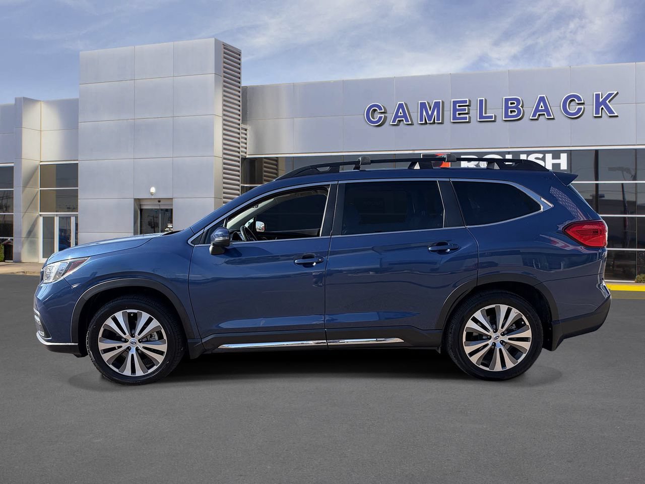 Used 2021 Subaru Ascent Limited w/ Technology Package AWD/4WD image 3