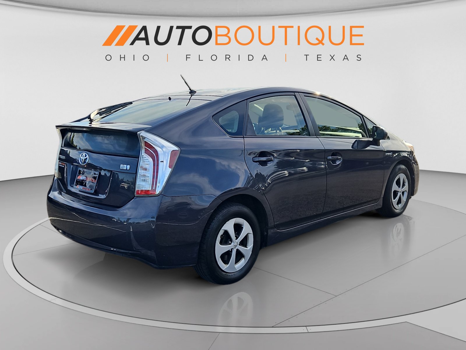 Used 2015 Toyota Prius Two FWD image 5