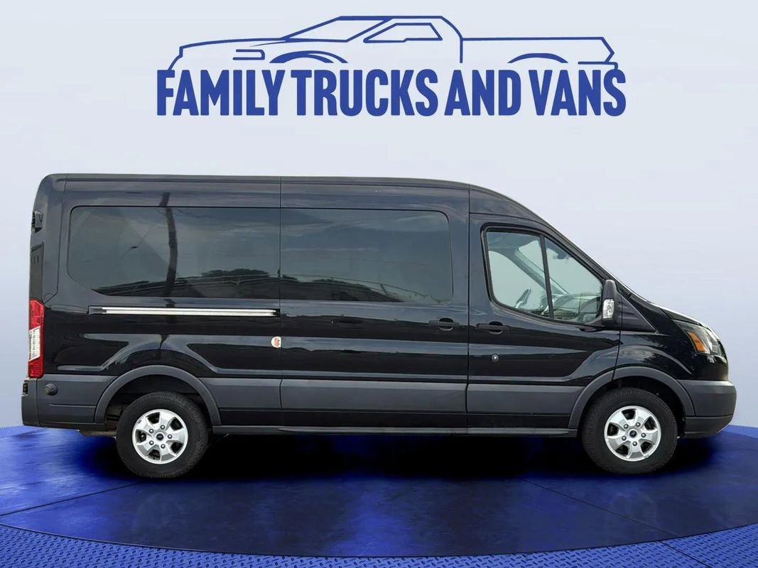 Used 2017 Ford Transit 250 148 Medium Roof image 6