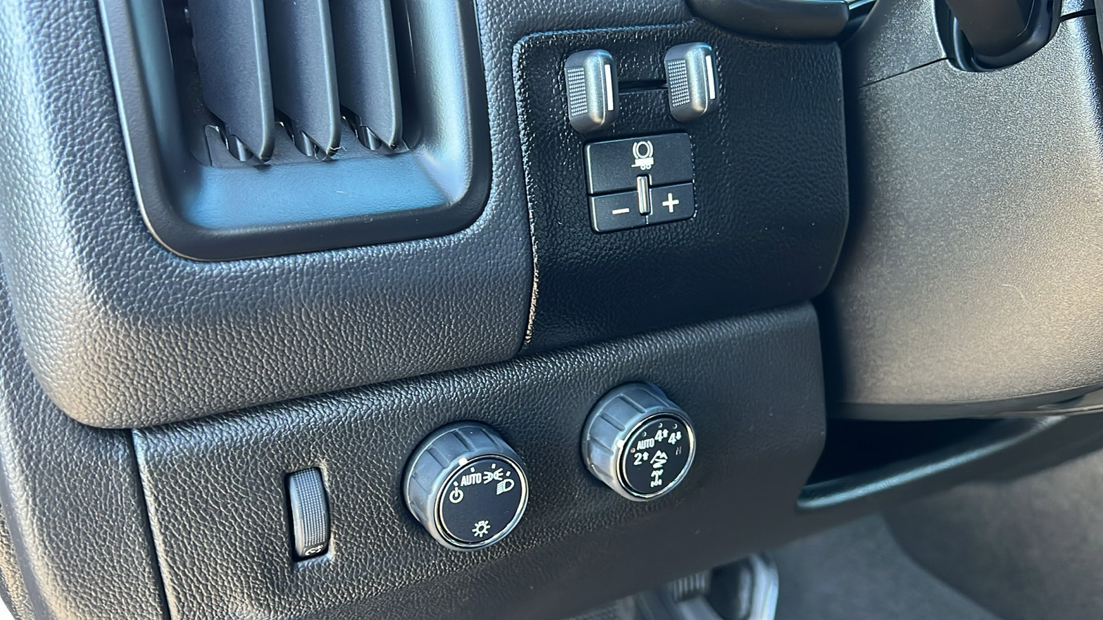 Certified 2022 Chevrolet Colorado ZR2 image 28