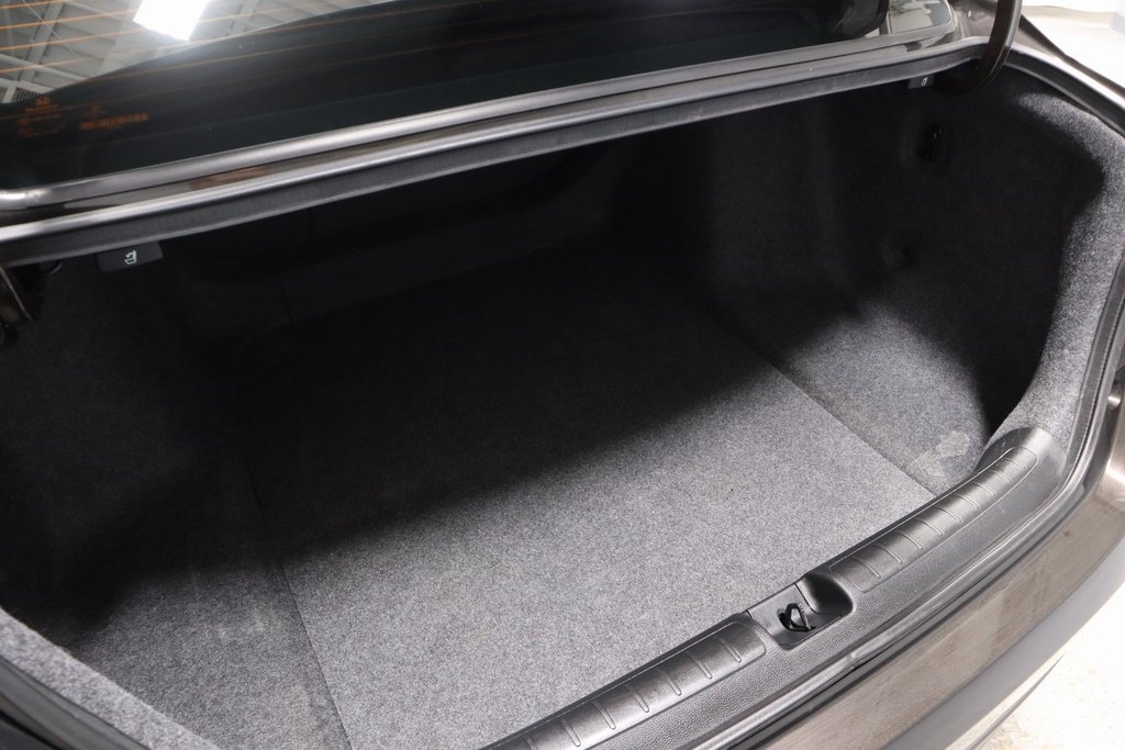 Used 2018 Honda Accord EX-L image 17