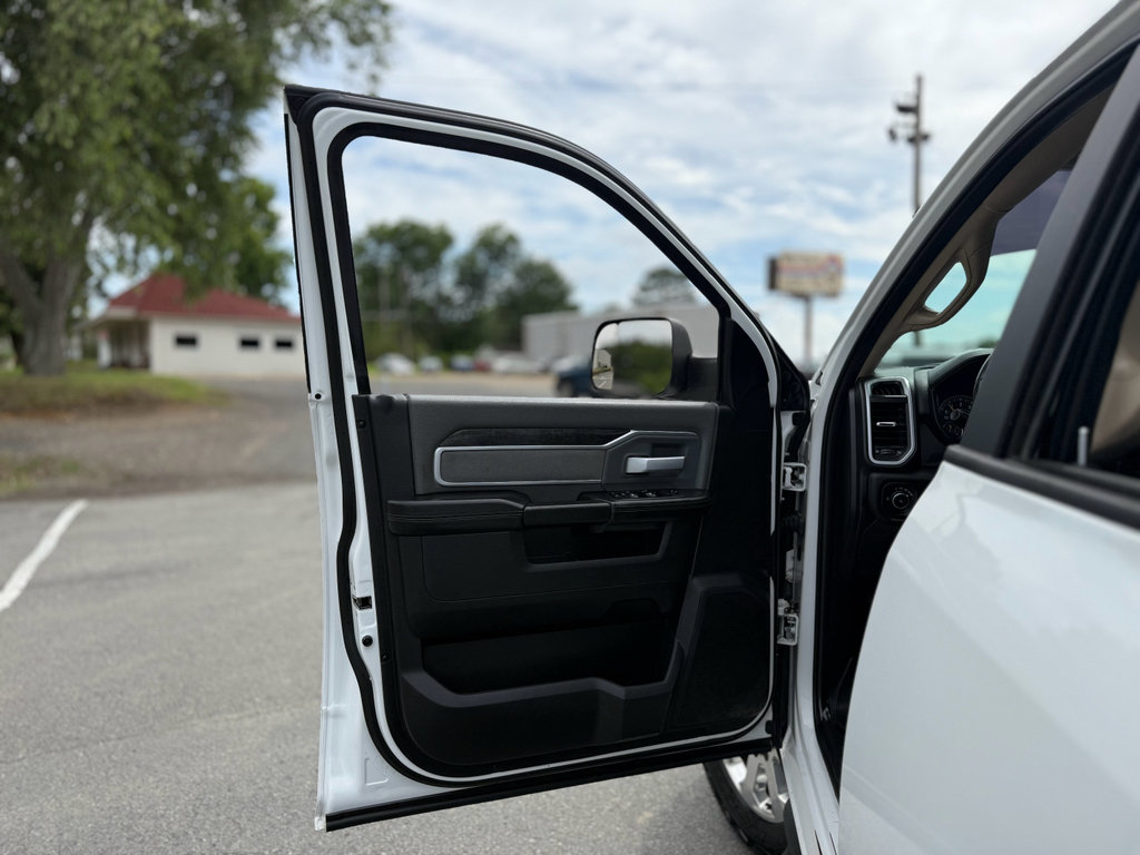 Used 2020 RAM 2500 Big Horn AWD/4WD image 22