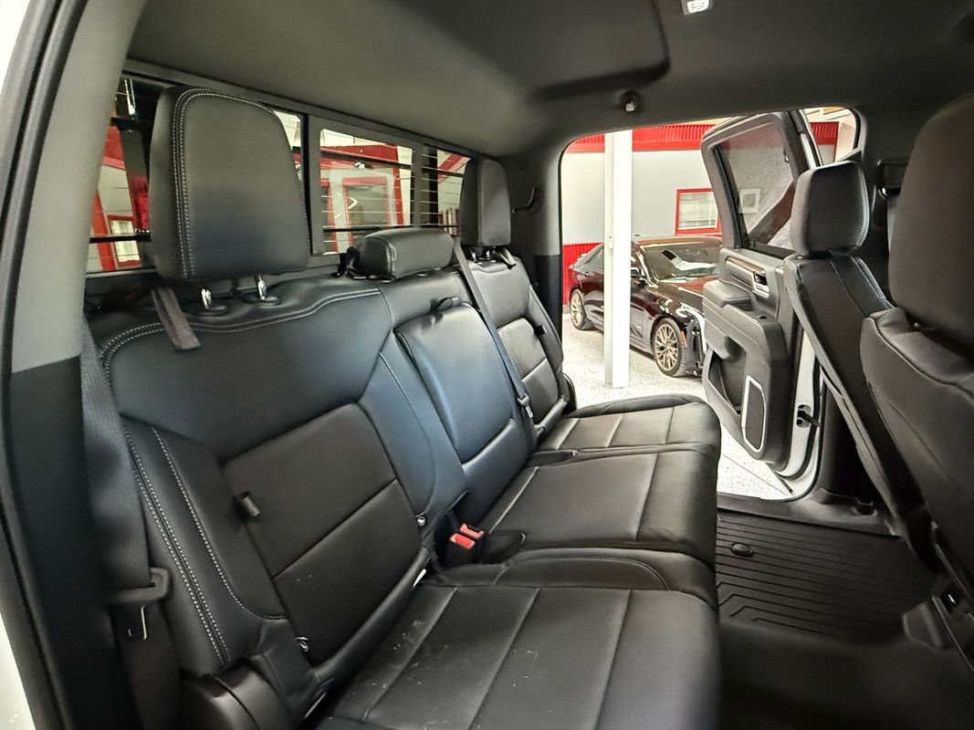 Used 2025 GMC Sierra 2500 SLE w/ Preferred Package image 25